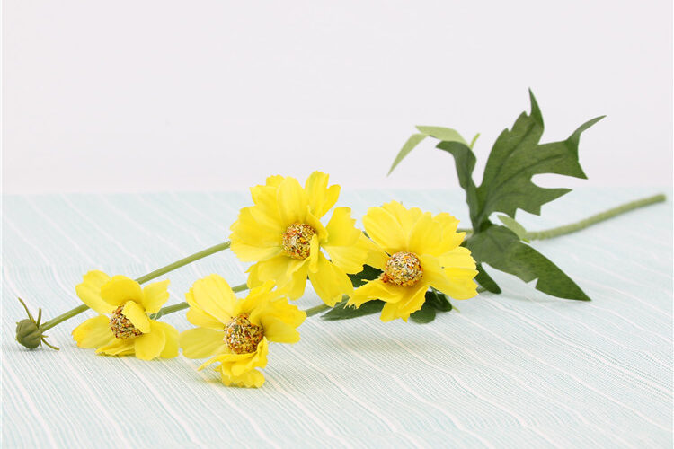 New 2021 Artificial Chrysanthemum Decoration Flowers for Home Decoration (4)
